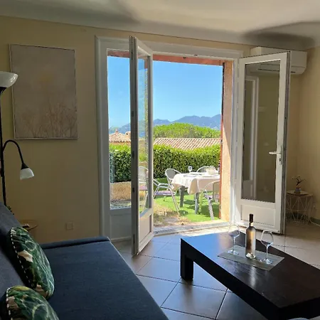 Charming Villa-appartement With A View On The Sea Of 95 M2 *