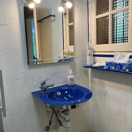 Charming Villa-appartement With A View On The Sea Of 95 M2 Cannes