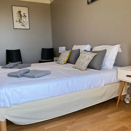 Charming Villa-appartement With A View On The Sea Of 95 M2 Lägenhet