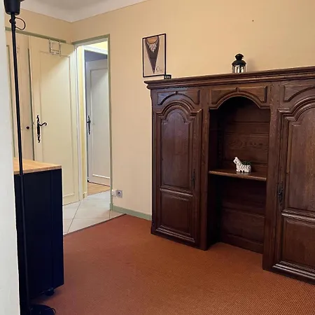 Charming Villa-appartement With A View On The Sea Of 95 M2 * Cannes