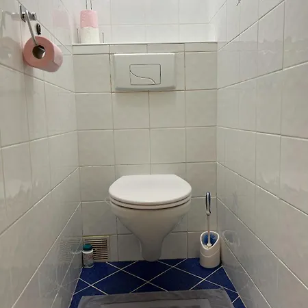 Charming Villa-appartement With A View On The Sea Of 95 M2 Lägenhet *