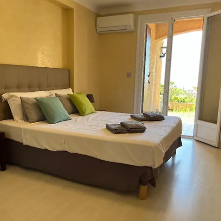 Lägenhet Charming Villa-appartement With A View On The Sea Of 95 M2